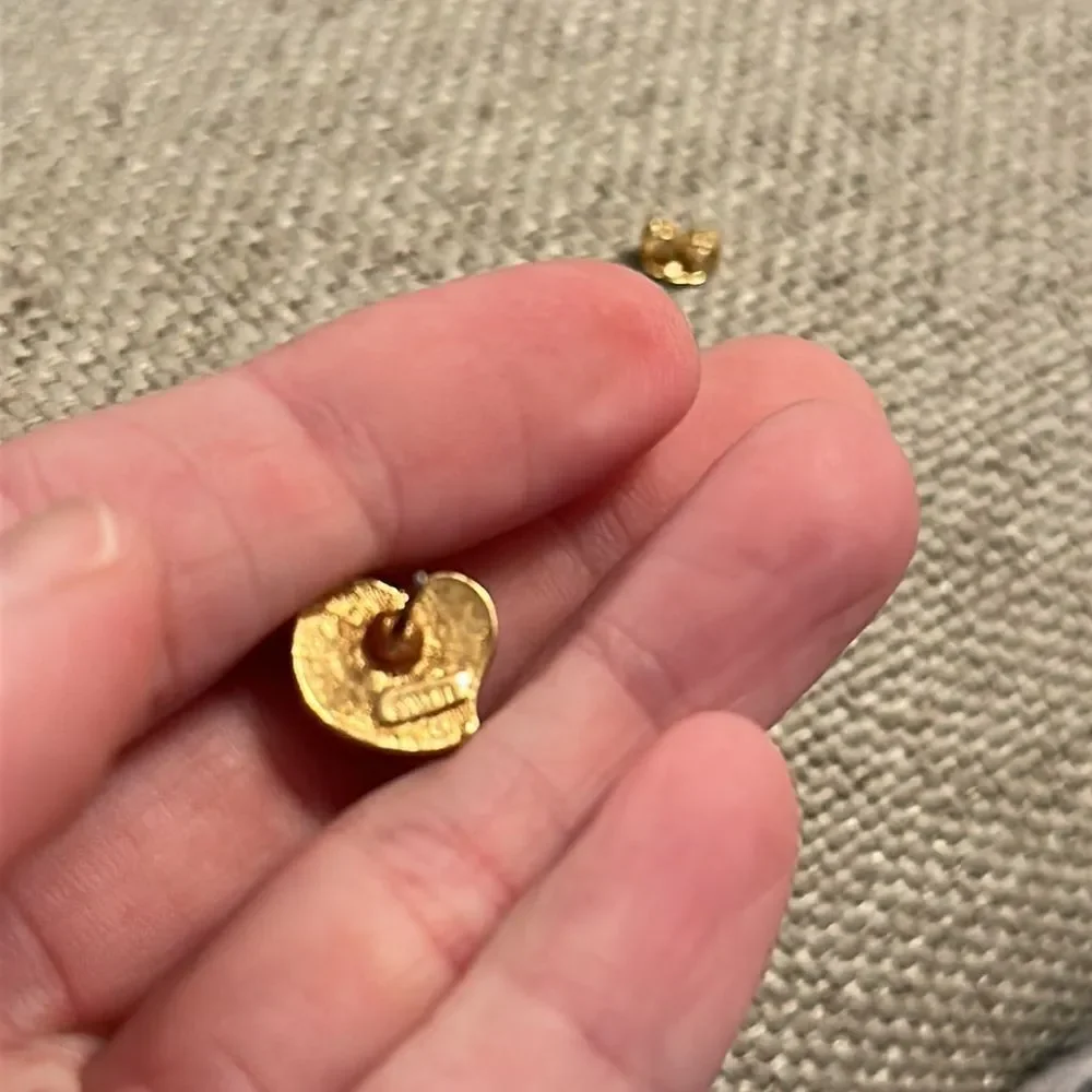 Vintage Petite Avon Earrings